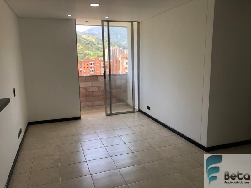 Apartamento en Arriendo en Loma De Los Bernal